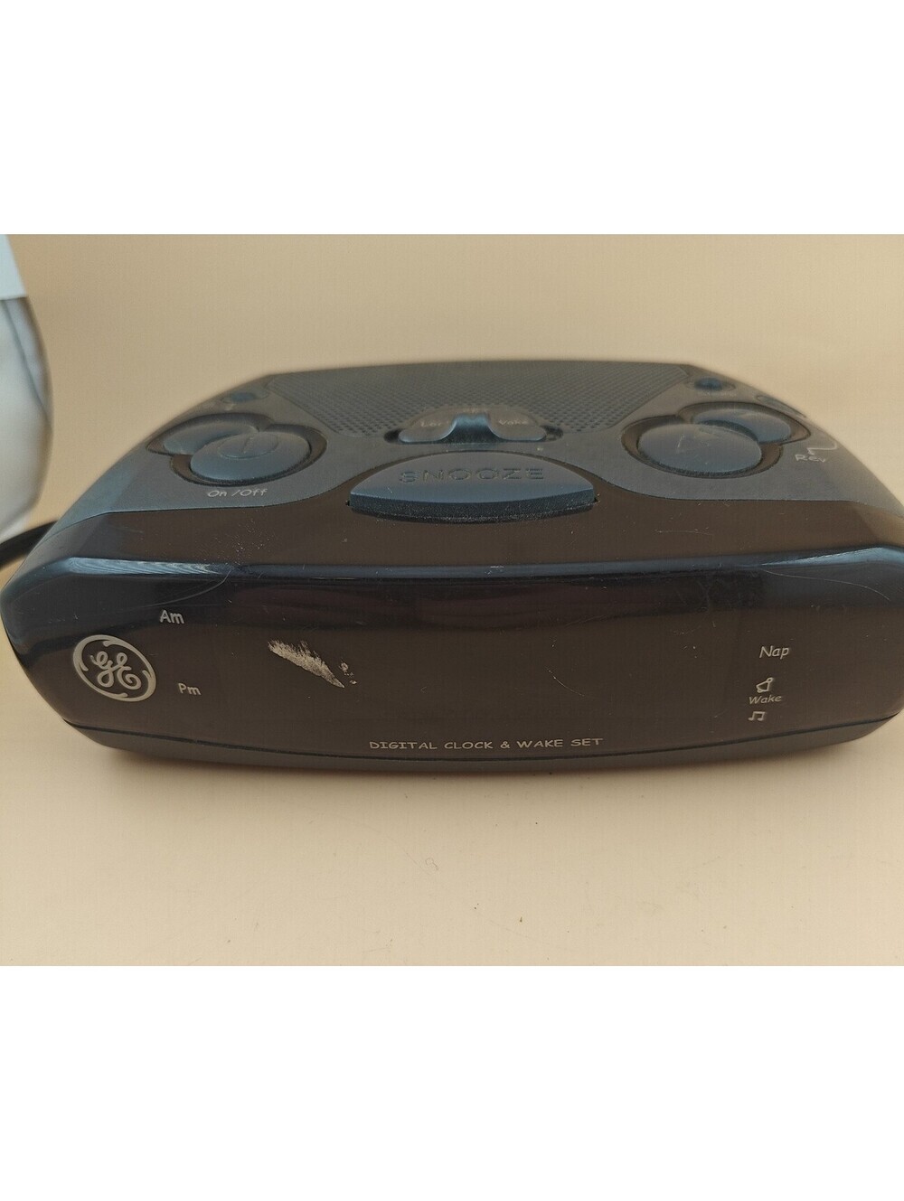 GE 7-4837B AM FM Clock Radio Alarm Digital Wake Set Tested Working